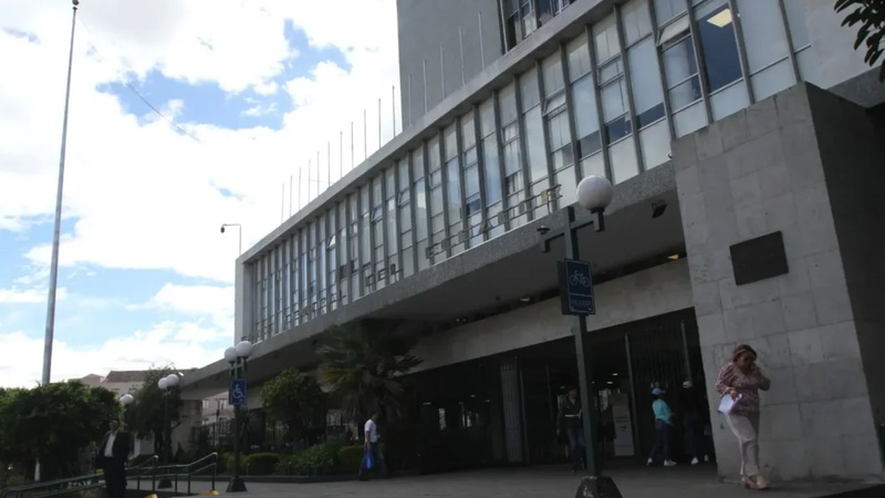 banco_central_eleva_prevision_de